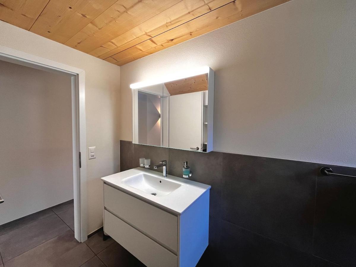 Beim Brunnen Apartment Gsteigwiler Exterior photo